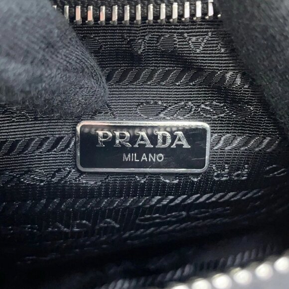 PRADA Re-Edition 2005 Re-Nylon Shoulder Bag Nylon Black 1BH204 - Picture 11 of 13